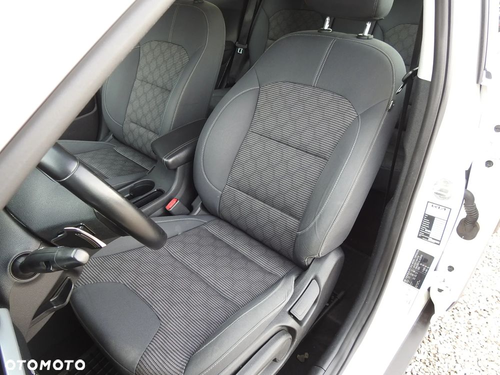 Kia Niro 1.6 GDI 2WD Spirit - 7