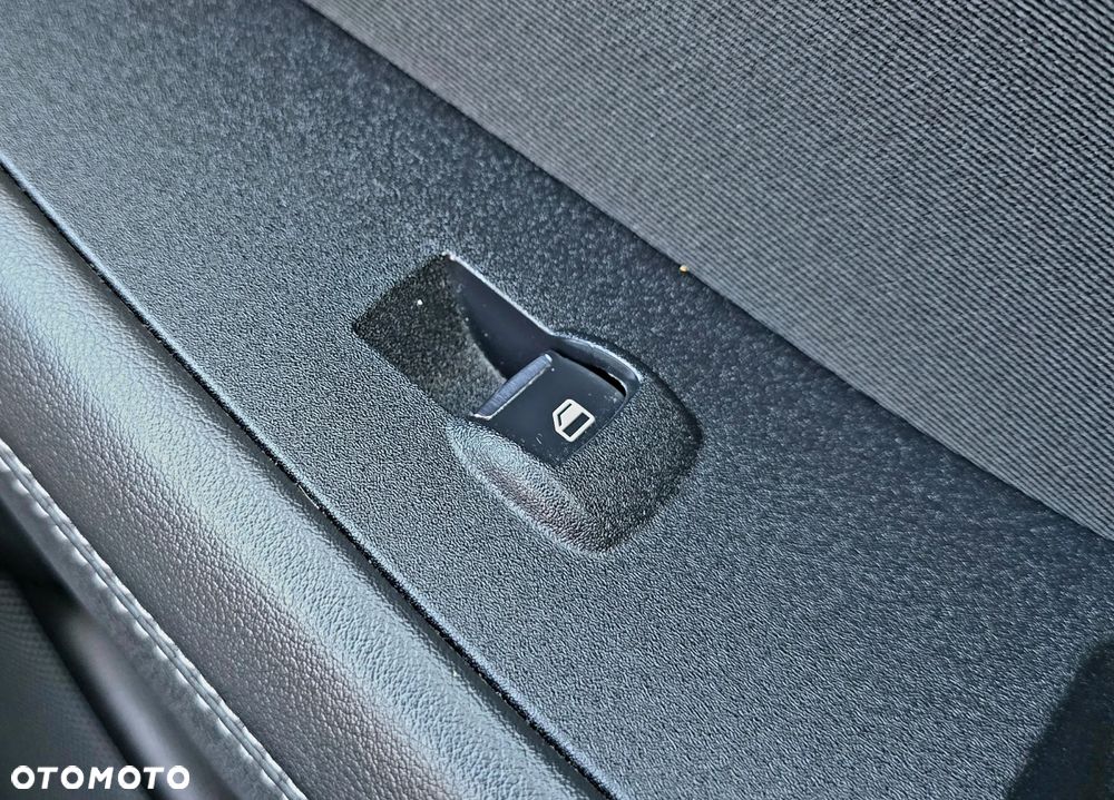 Ford S-Max 2.0 TDCi Titanium PowerShift - 31