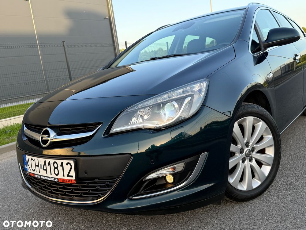 Opel Astra 1.4 Turbo Exklusiv - 4