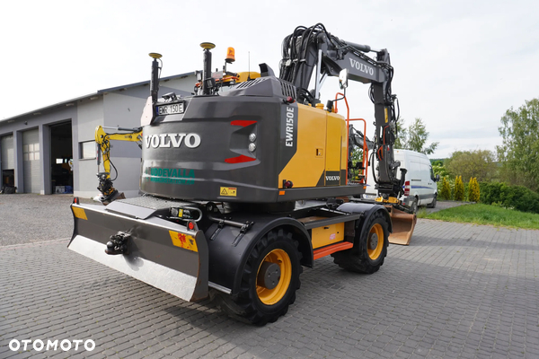 Volvo EWR 150 E ROTOTILT + Szczypce System Leica 3D
