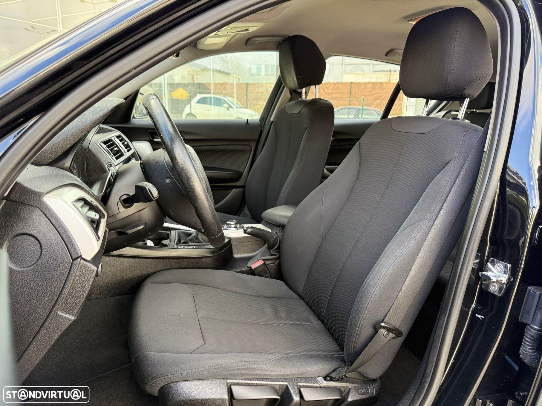 BMW 118 d Advantage - 12