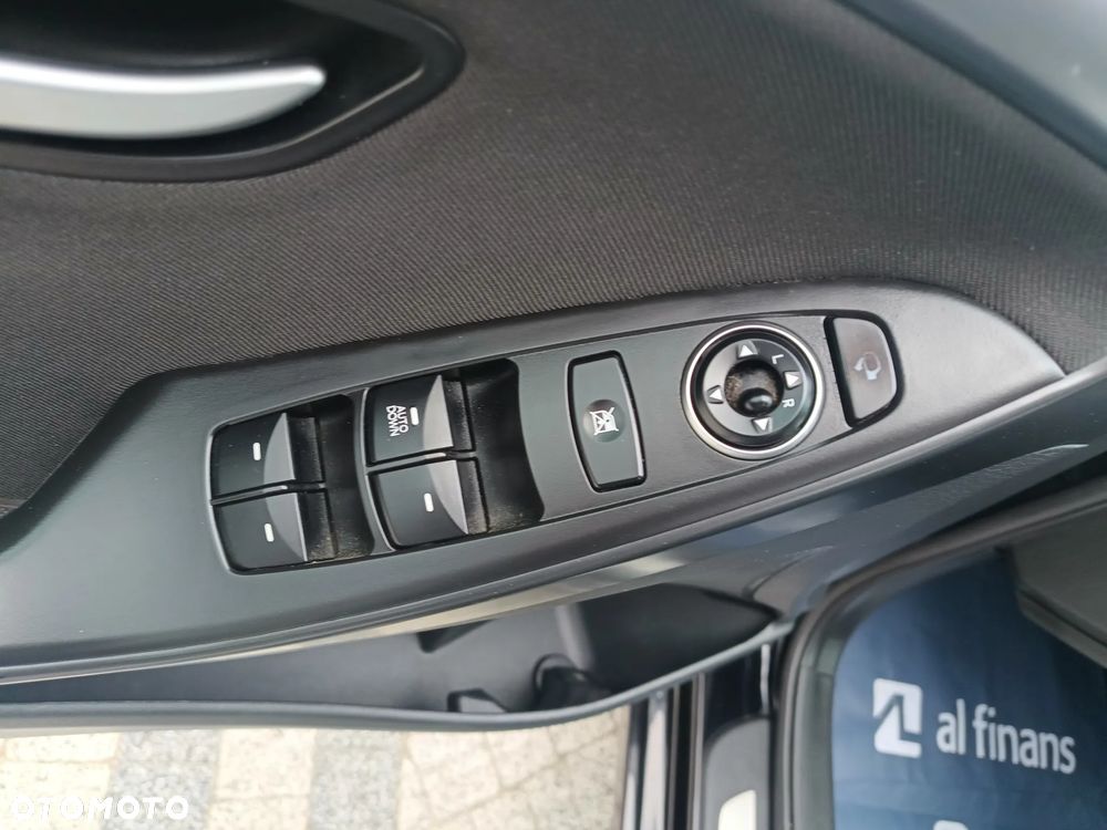 Hyundai i30 blue 1.6 CRDi Style - 14