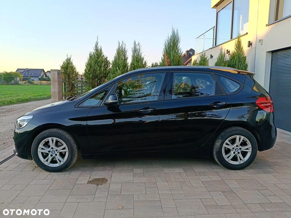 BMW 216D Active Tourer 2016 photo 3