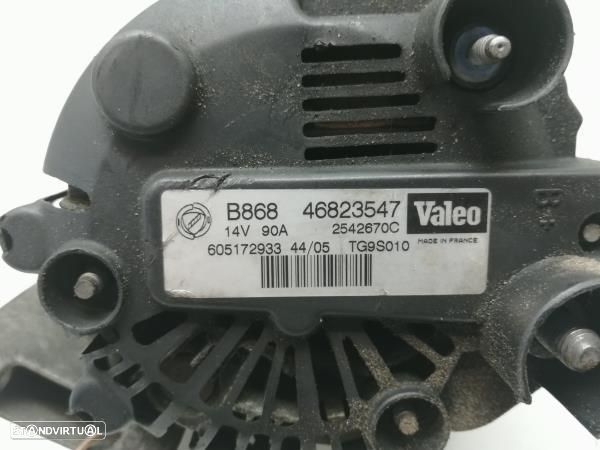 Alternador Fiat Idea (350_) - 4