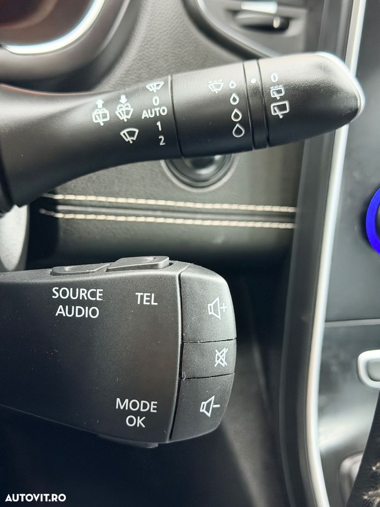 Renault Scenic ENERGY dCi 110 LIMITED - 29