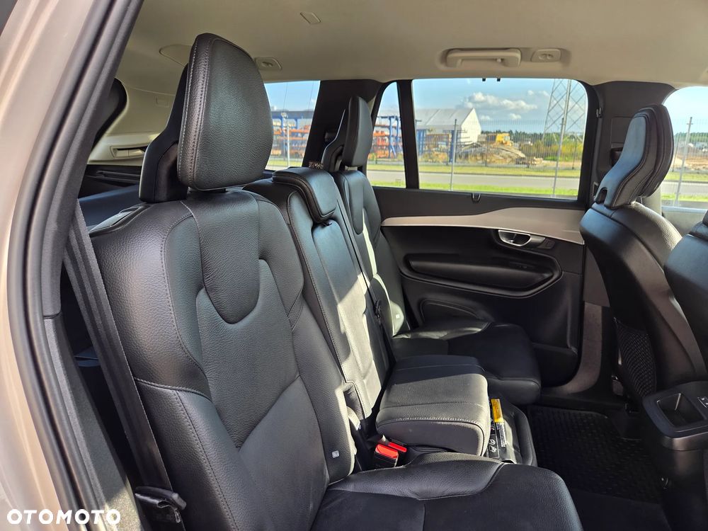 Volvo XC 90 B5 D AWD Plus Bright - 30