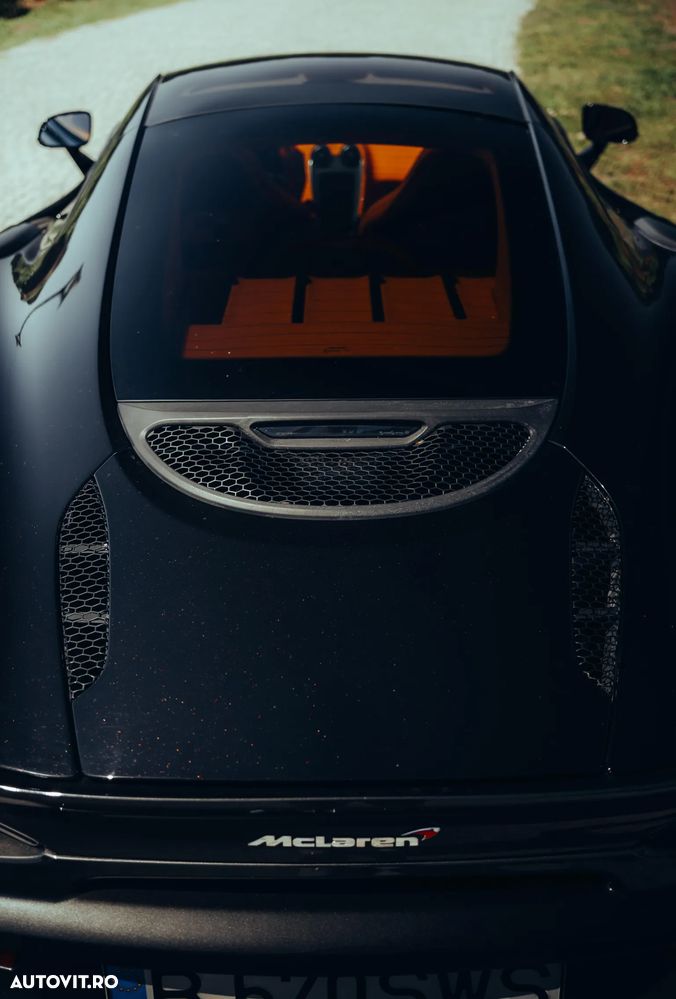 McLaren 570GT - 10