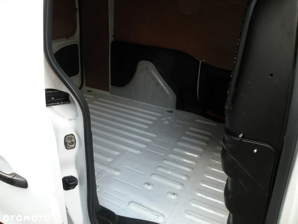 Peugeot Partner 1.6 BlueHDi Active - 12
