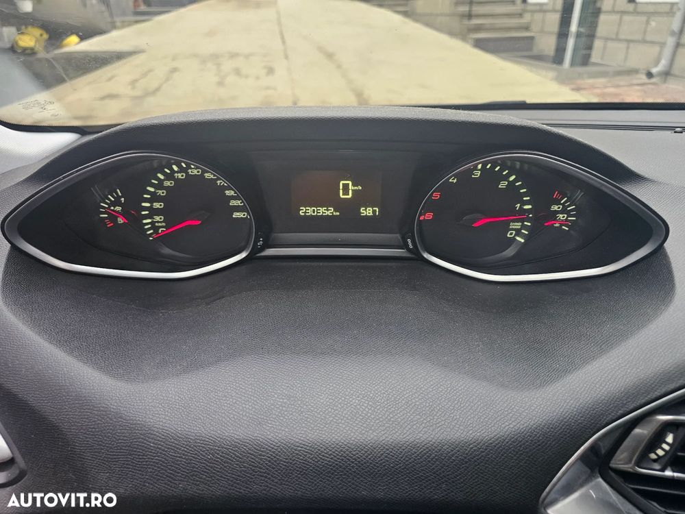 Peugeot 308 BlueHDi 120 Stop & Start Active - 14