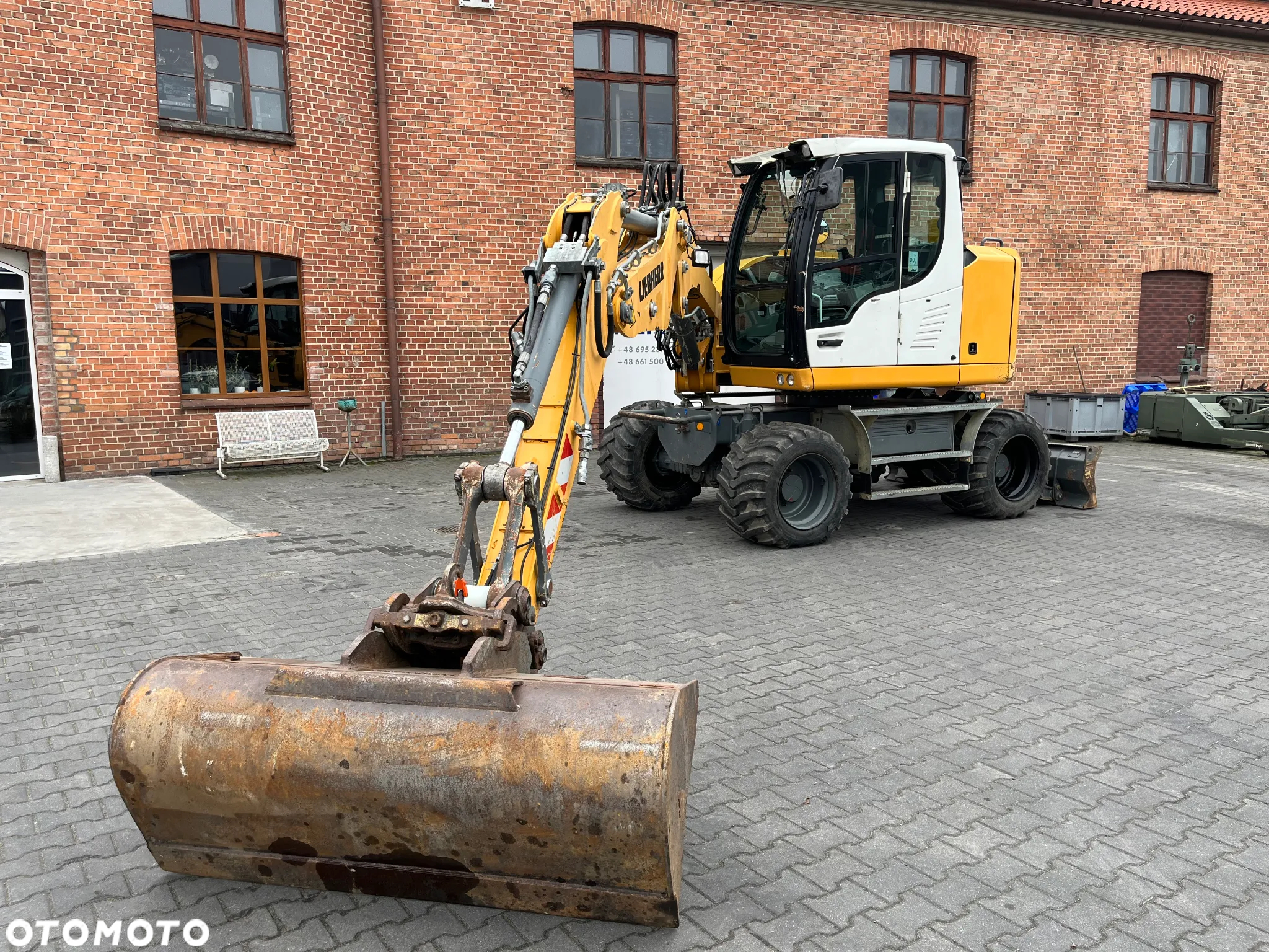 Liebherr A 910 COMPACT - 19