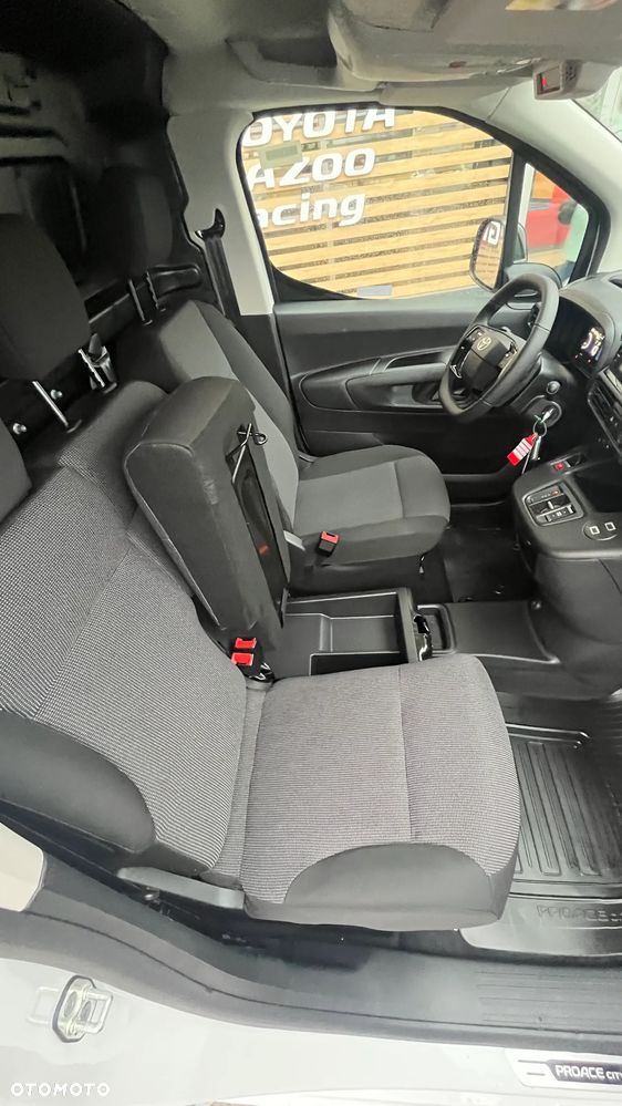 Toyota Proace City - 18