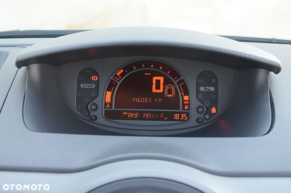 Renault Modus - 17