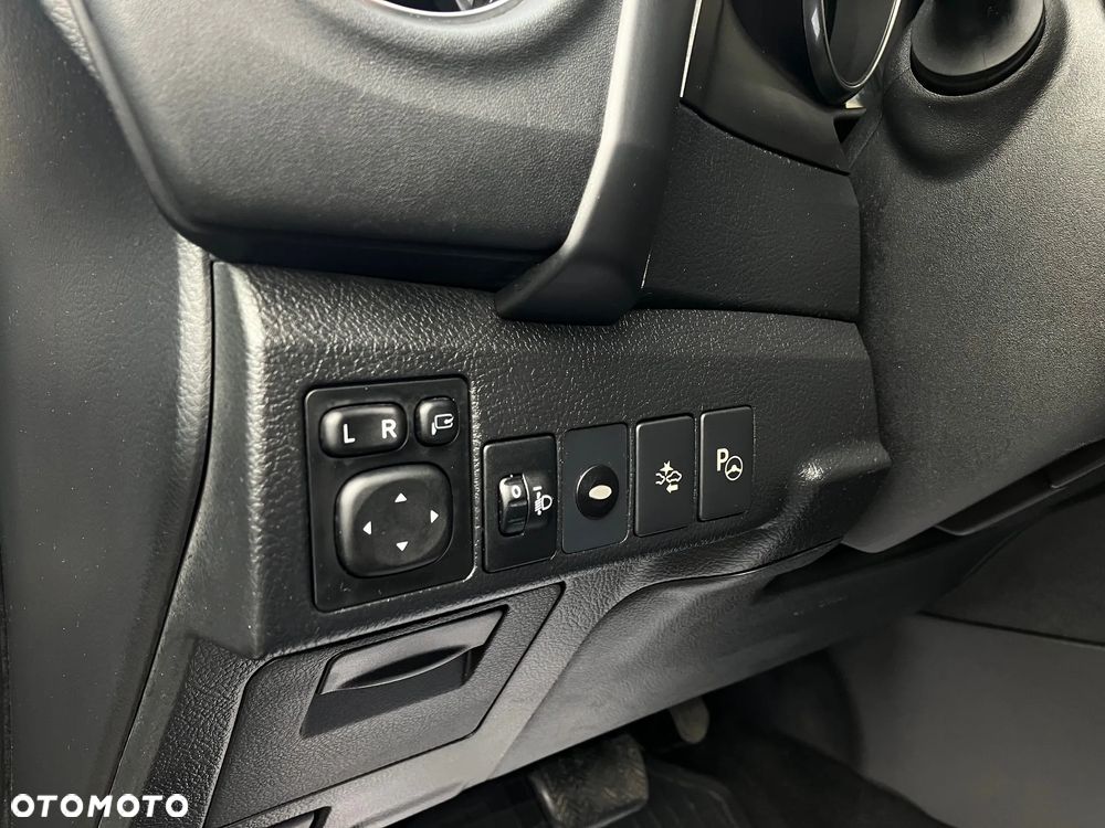 Toyota Auris Hybrid 135 Premium - 31