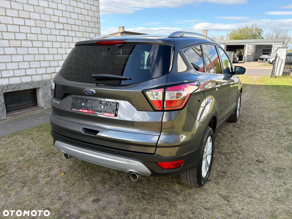 Ford Kuga 2.0 TDCi 2x4 Titanium - 6