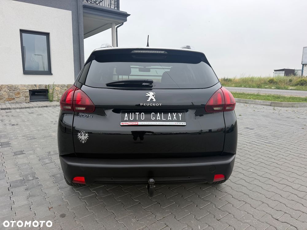 Peugeot 2008 - 12