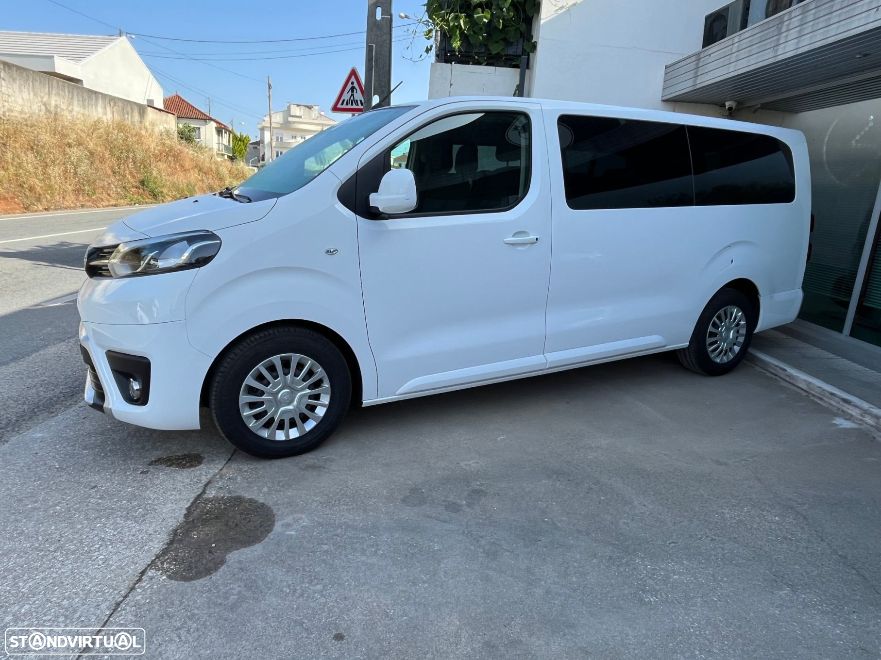 Toyota Proace Verso 1.5 D-4D L2 1.2T Comfort 9L PDL - 3