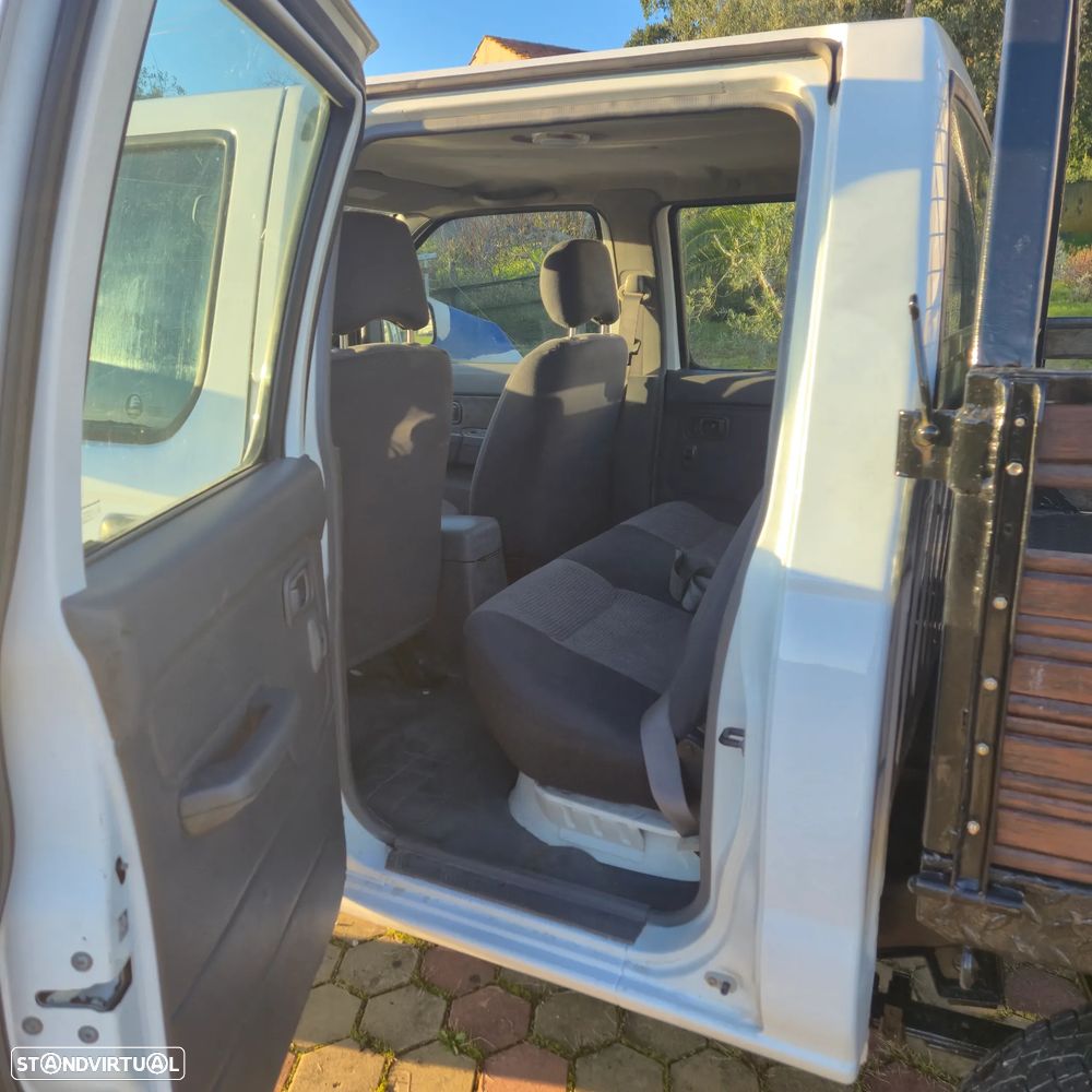 Nissan Pick Up 2.5 DDTi CD Comfort AC 4WD - 7