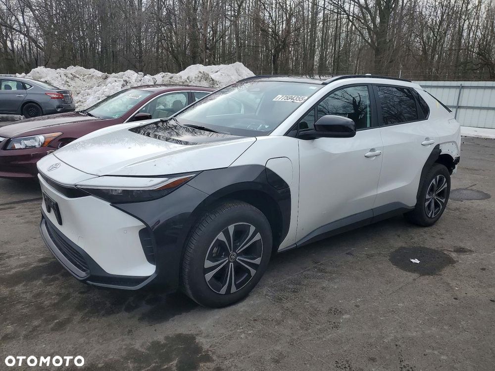 Toyota bZ4X - 2