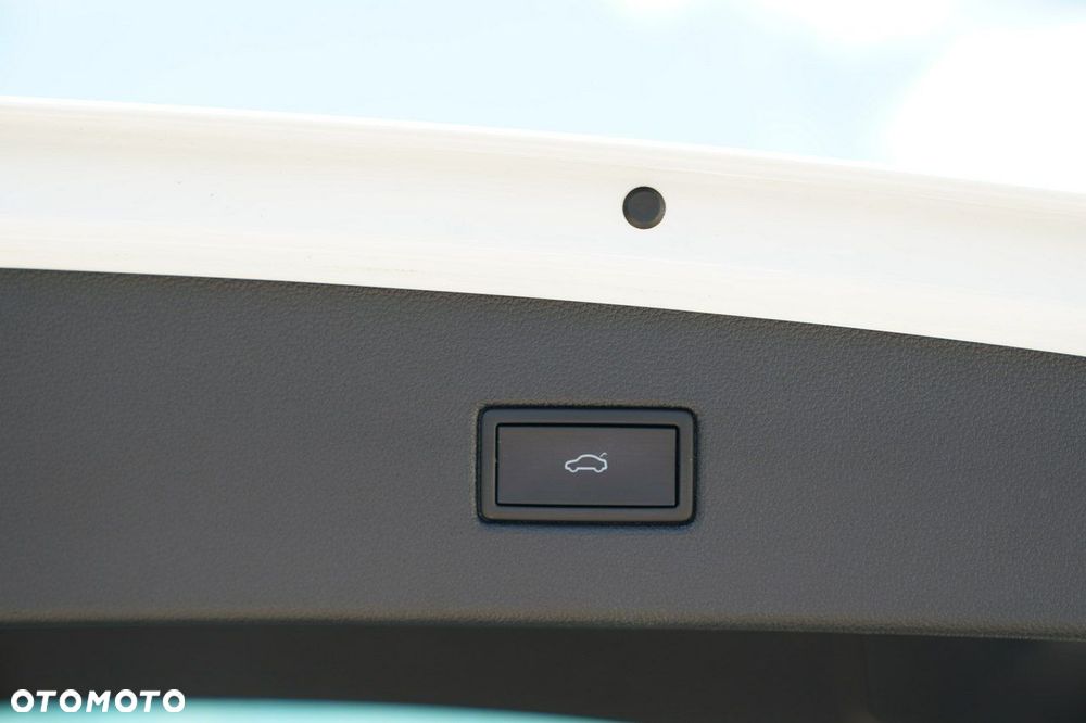 Volkswagen Tiguan - 17