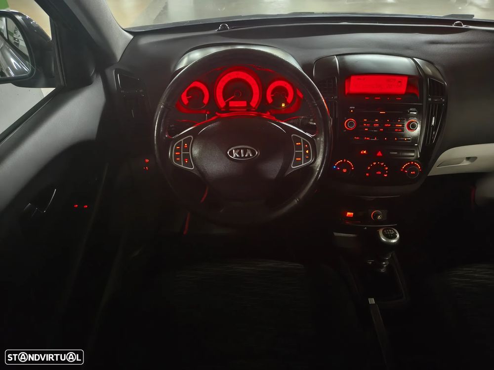 Kia Ceed SW 1.4 CVVT LX - 23