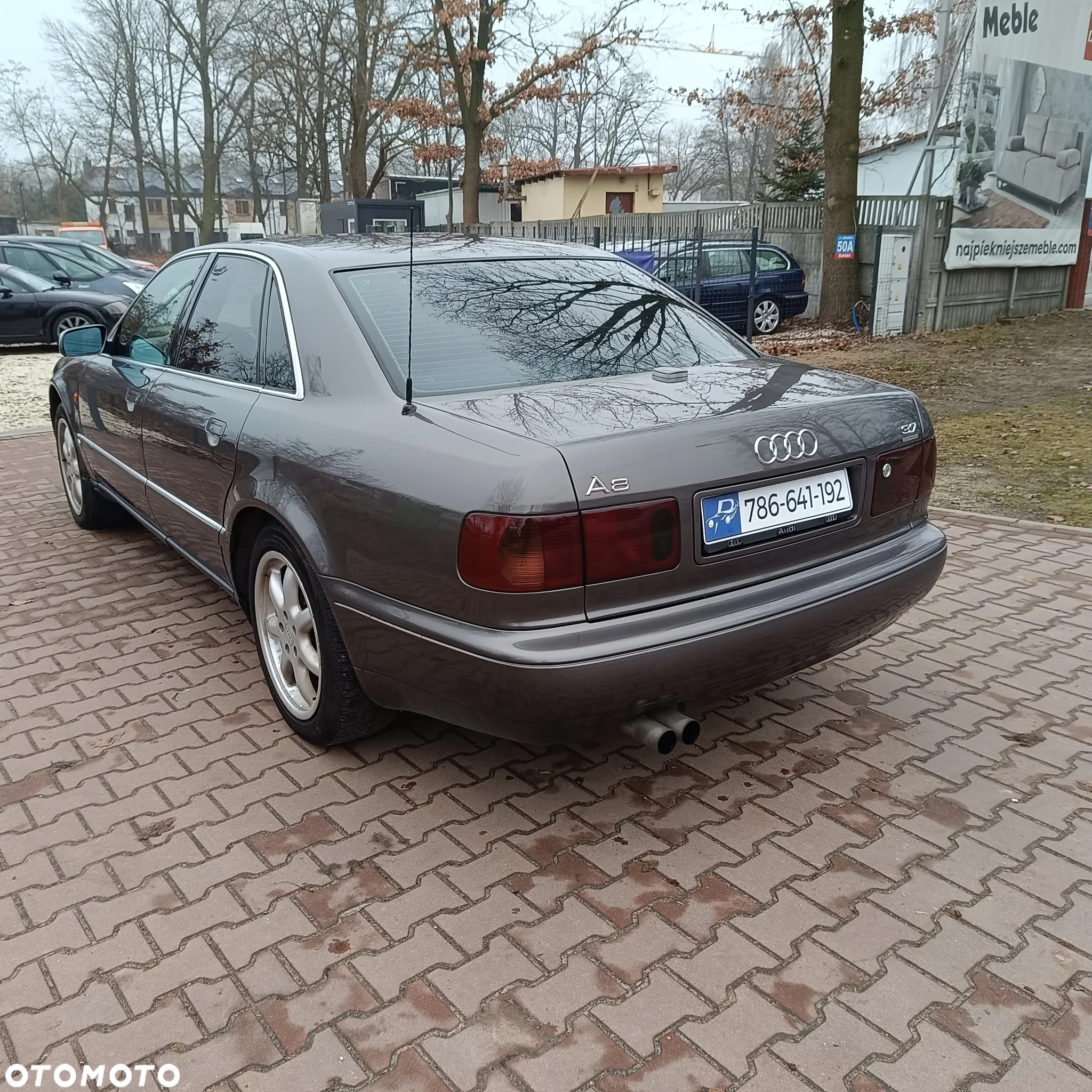 Audi A8 - 6