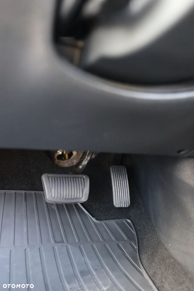 Kia XCeed 1.6 GDI PHEV L Business Line DCT - 25