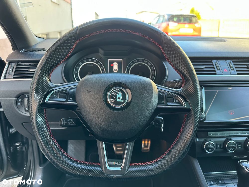 Skoda Octavia 2.0 TDI DSG RS - 6