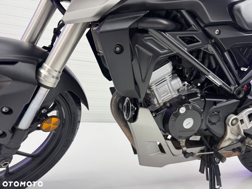 Honda CB - 33