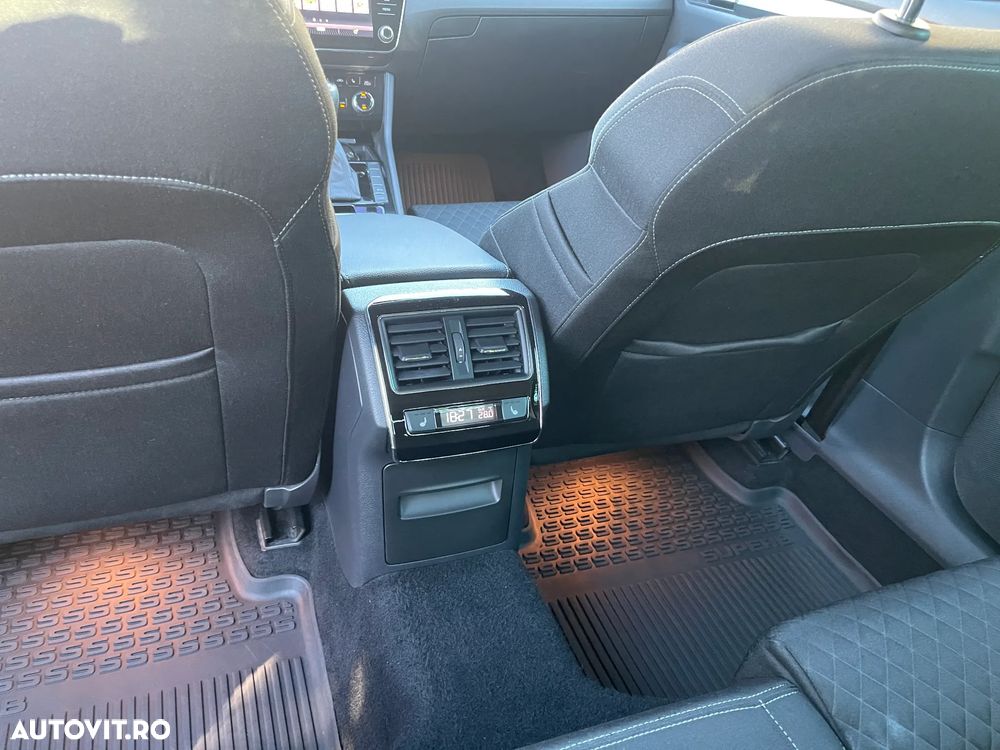 Skoda Superb 2.0 TDI DSG 4X4 Ambition - 21