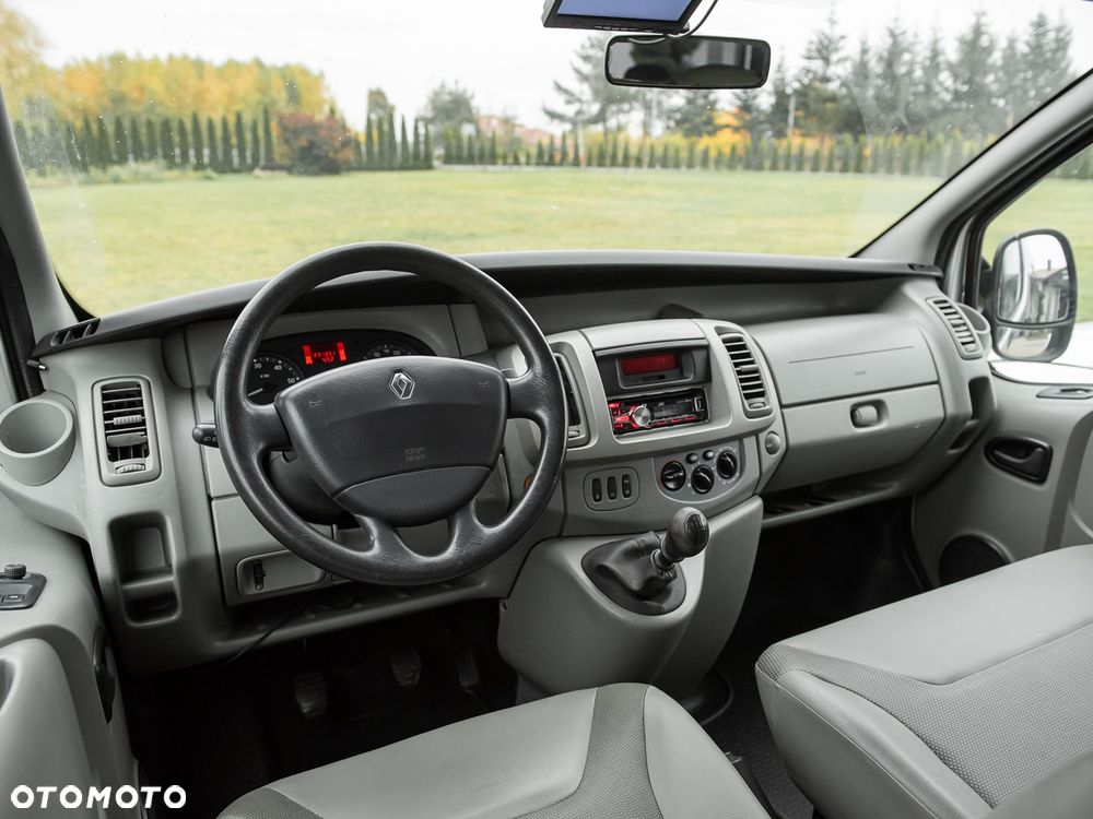 Renault Trafic - 6