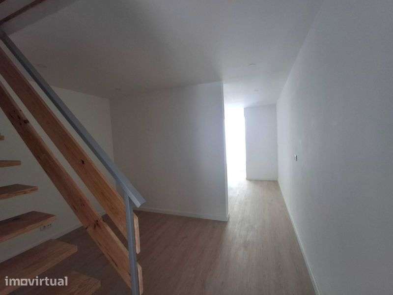 Apartamento T3 em duplex novo - Grande imagem: 4/12