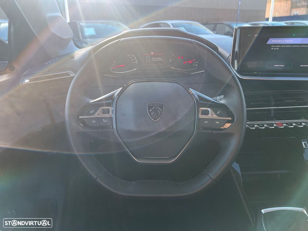 Peugeot 208 1.2 PureTech Active - 12