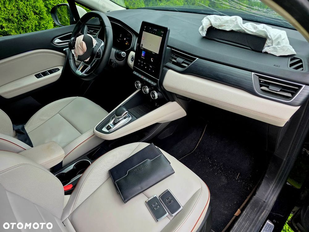 Renault Captur 1.6 E-TECH Plug-In Initiale Paris - 11