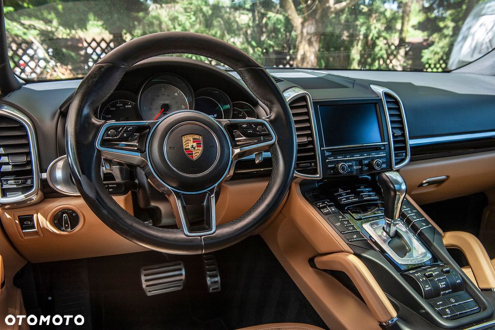 Porsche Cayenne S Diesel - 6