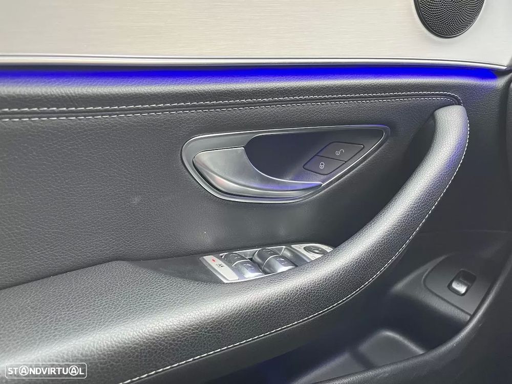 Mercedes-Benz E 220 d AMG Line - 20
