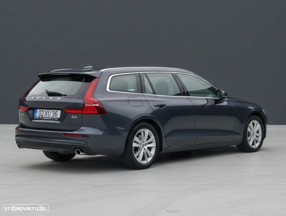 Volvo V60 2.0 D4 Momentum Plus - 13