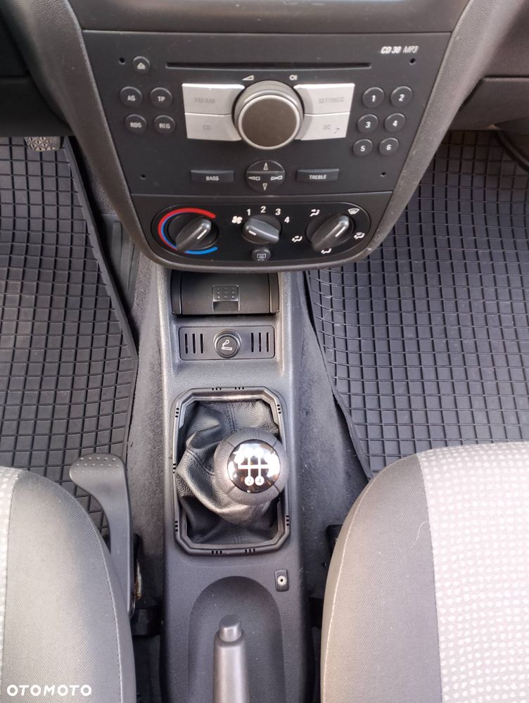 Opel Combo - 29