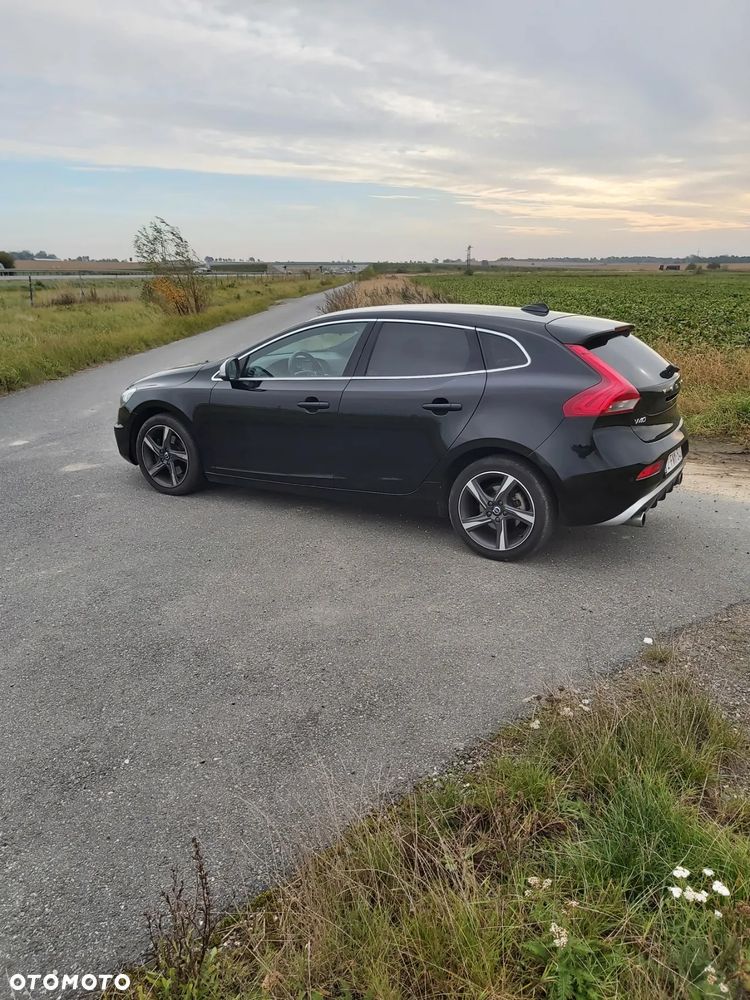 Volvo V40 D2 RDesign - 16