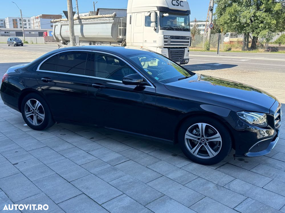 Mercedes-Benz E 220 d T 9G-TRONIC Avantgarde - 22