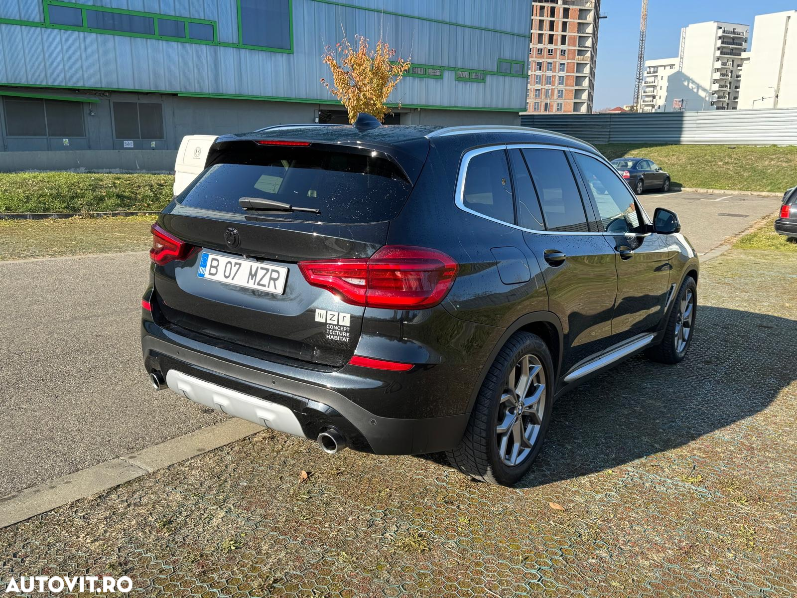 BMW X3 xDrive25d AT Luxury Line - 3