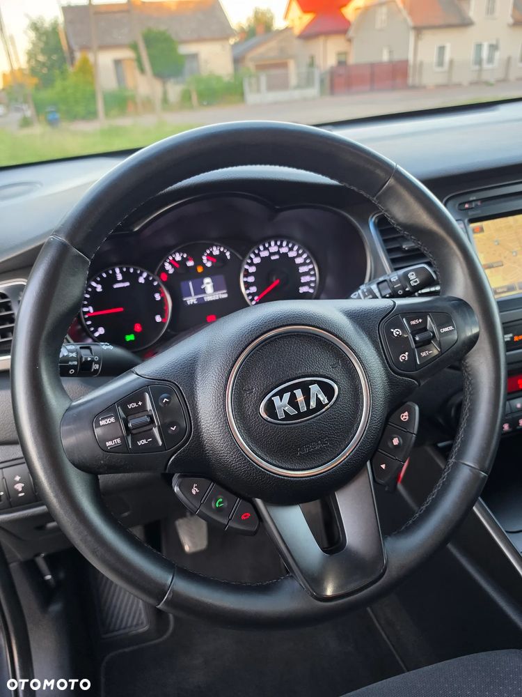 Kia Carens 1.7 CRDi XL 7os - 20