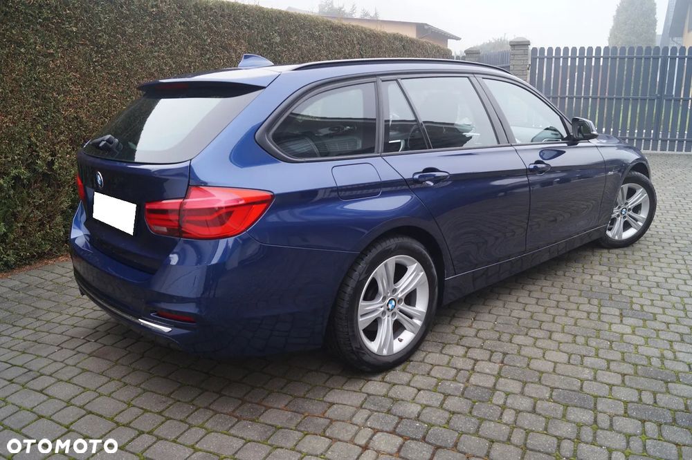 BMW Seria 3 318i Sport Line - 11