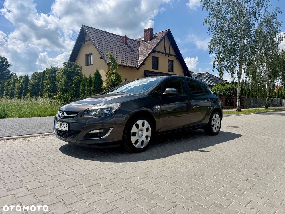 Opel Astra 1.4 Turbo - 4