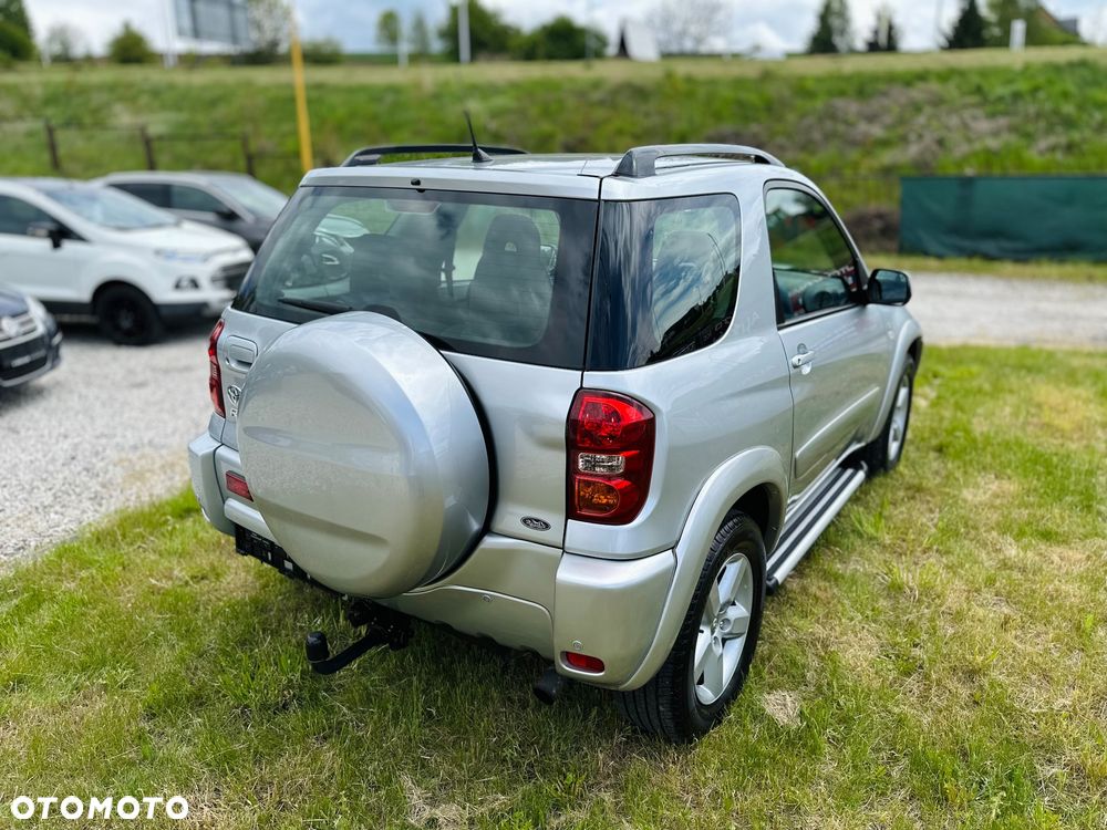 Toyota RAV4 - 13