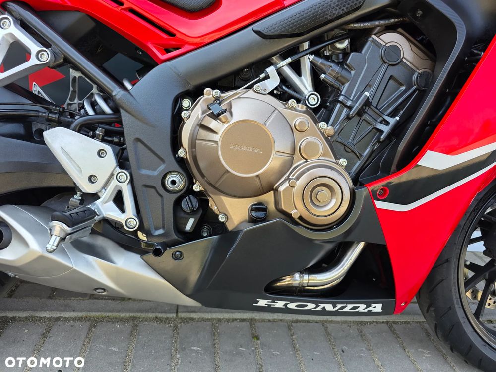 Honda CBR - 22
