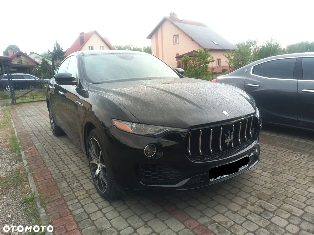 Maserati Levante Q4 - 1