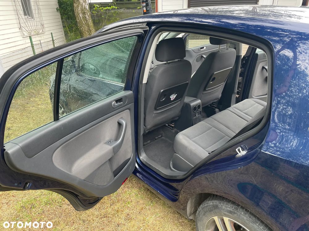 Volkswagen Golf Plus - 12