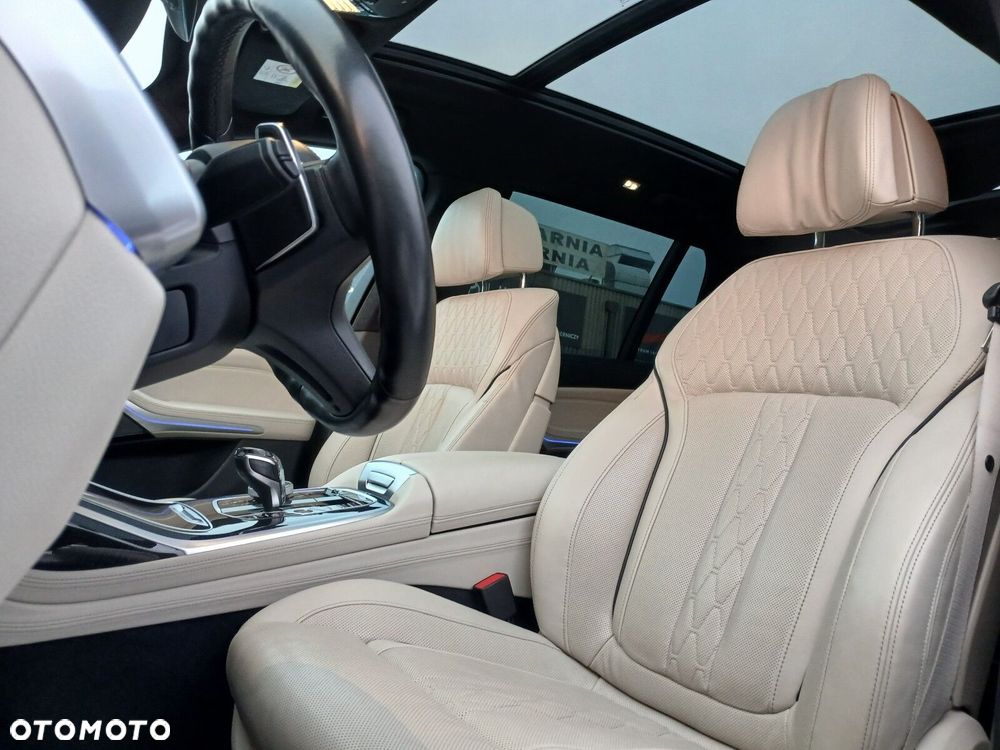 BMW X7 xDrive30d sport - 11