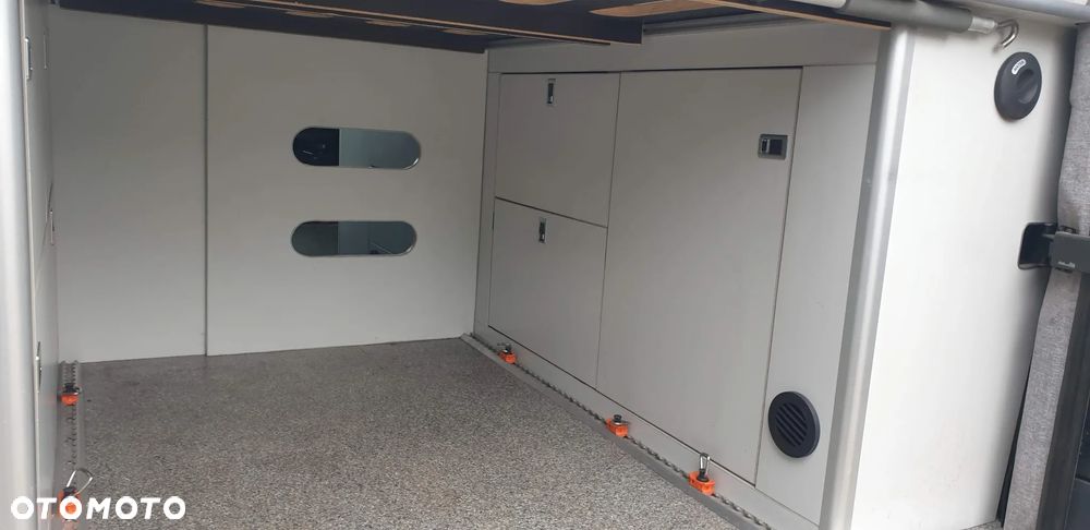 Mercedes-Benz Sprinter Kamper Campervan - 30