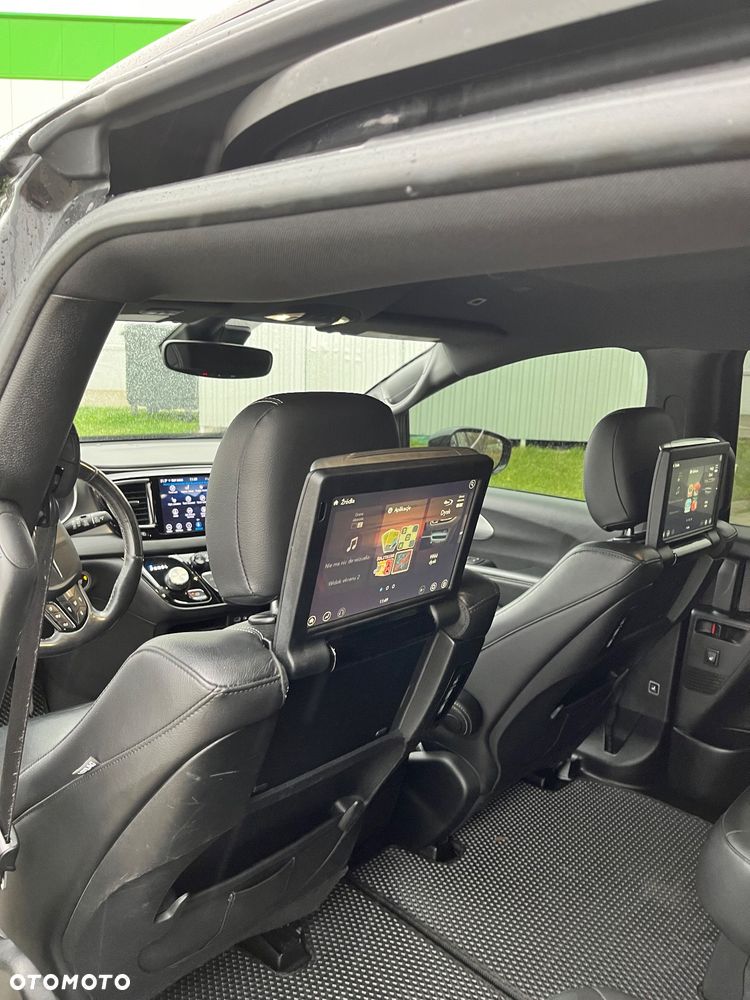 Chrysler Pacifica - 7